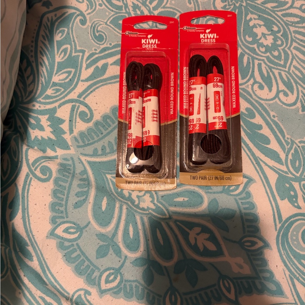 Kiwi Red Shoe‎ Lace Packaging
